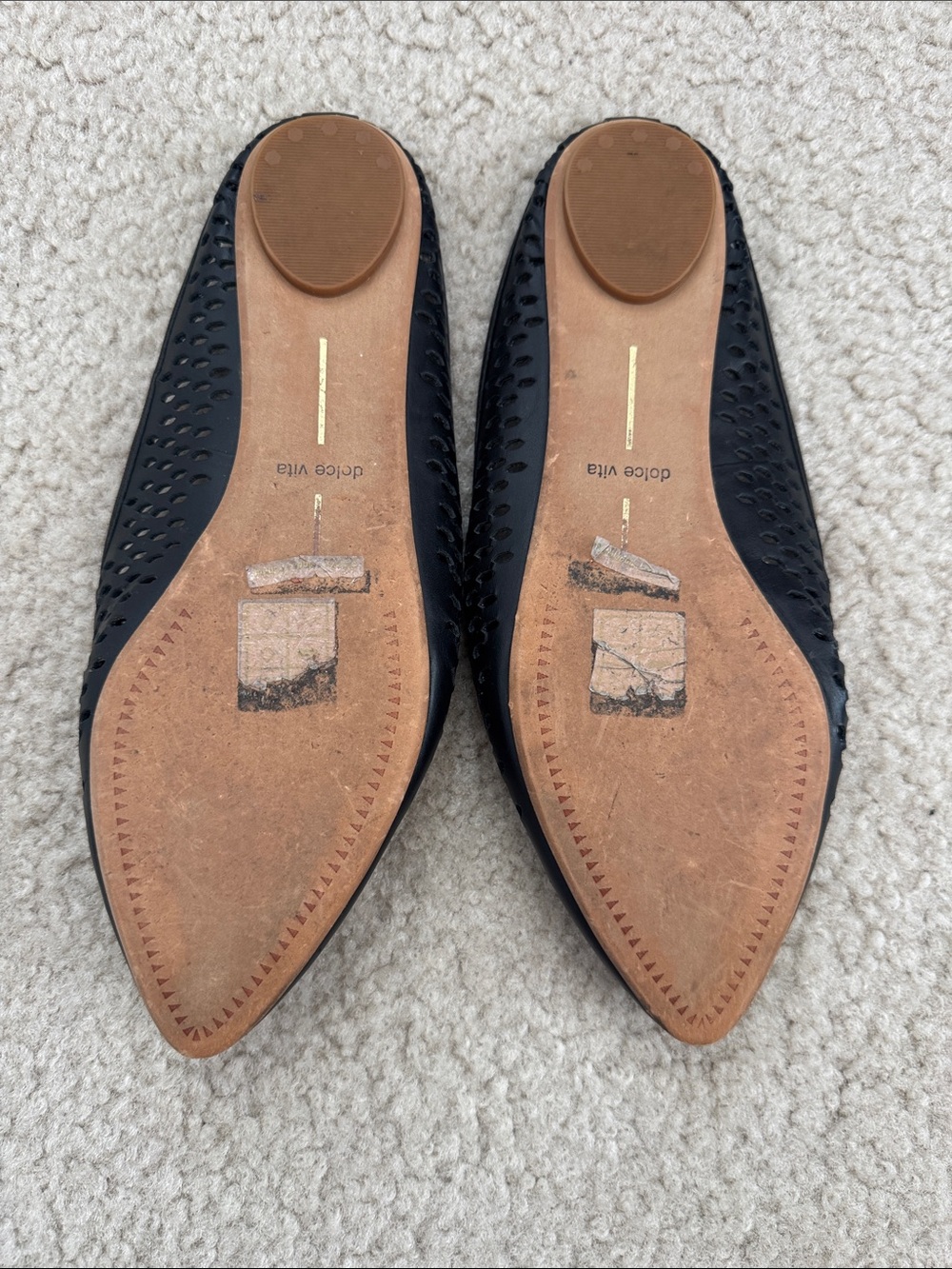 Dolce Vita Black Perforated Pointed-Toe Slip-On Loafers/Mules - 7.5 - Picture 3 of 7